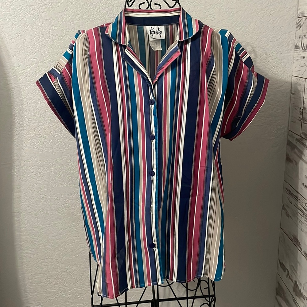 tcpestdy Women’s Vintage Shirt Size Small